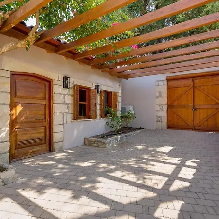 Armonia Retreat La Canea